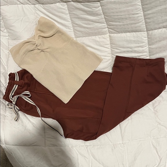 Stylish Brown Women's Pants - Picture 3 of 3